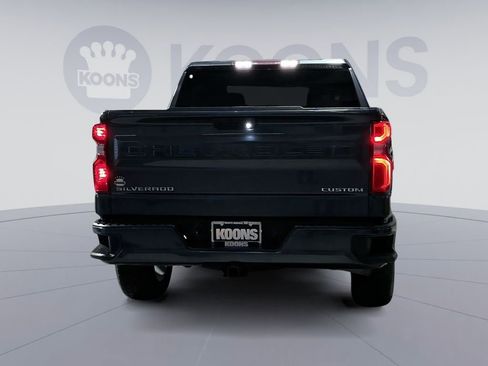 Used 2022 Chevrolet Silverado 1500 Custom image 15