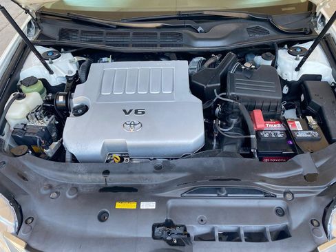 Used 2011 Toyota Avalon FWD image 35