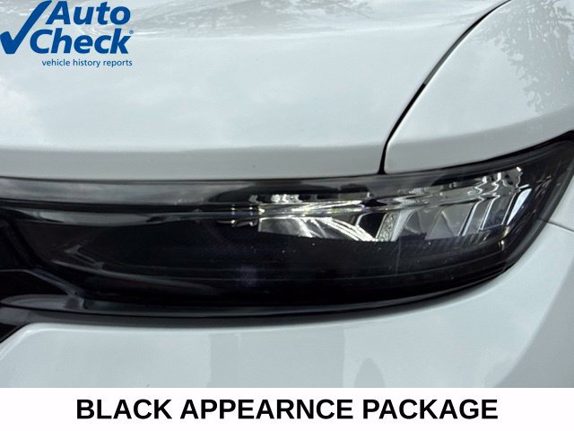 Used 2023 Jeep Grand Cherokee Limited w/ Black Appearance Package AWD/4WD image 31