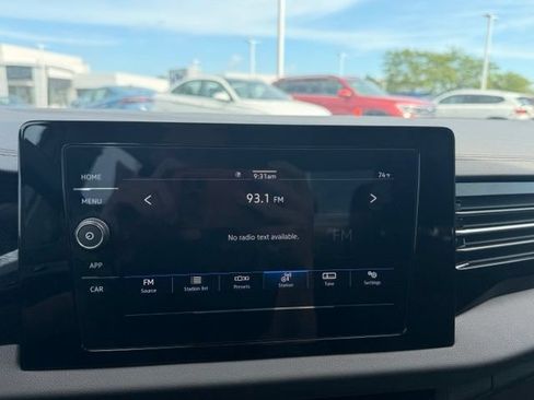 Certified 2025 Volkswagen Jetta S FWD image 26