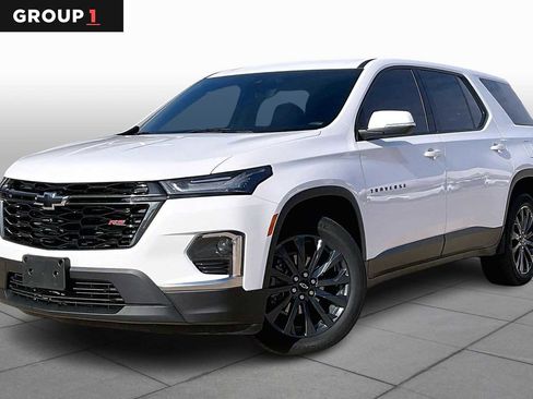 Used 2022 Chevrolet Traverse RS image 1