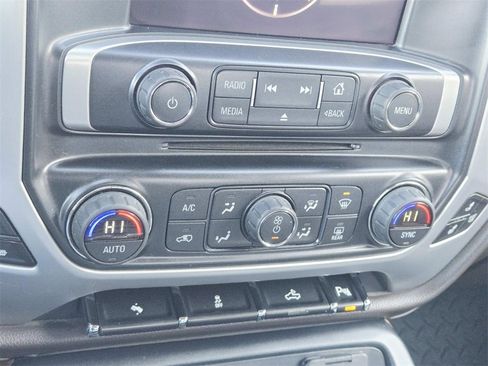 Used 2014 GMC Sierra 1500 SLT w/ SLT Preferred Package image 29