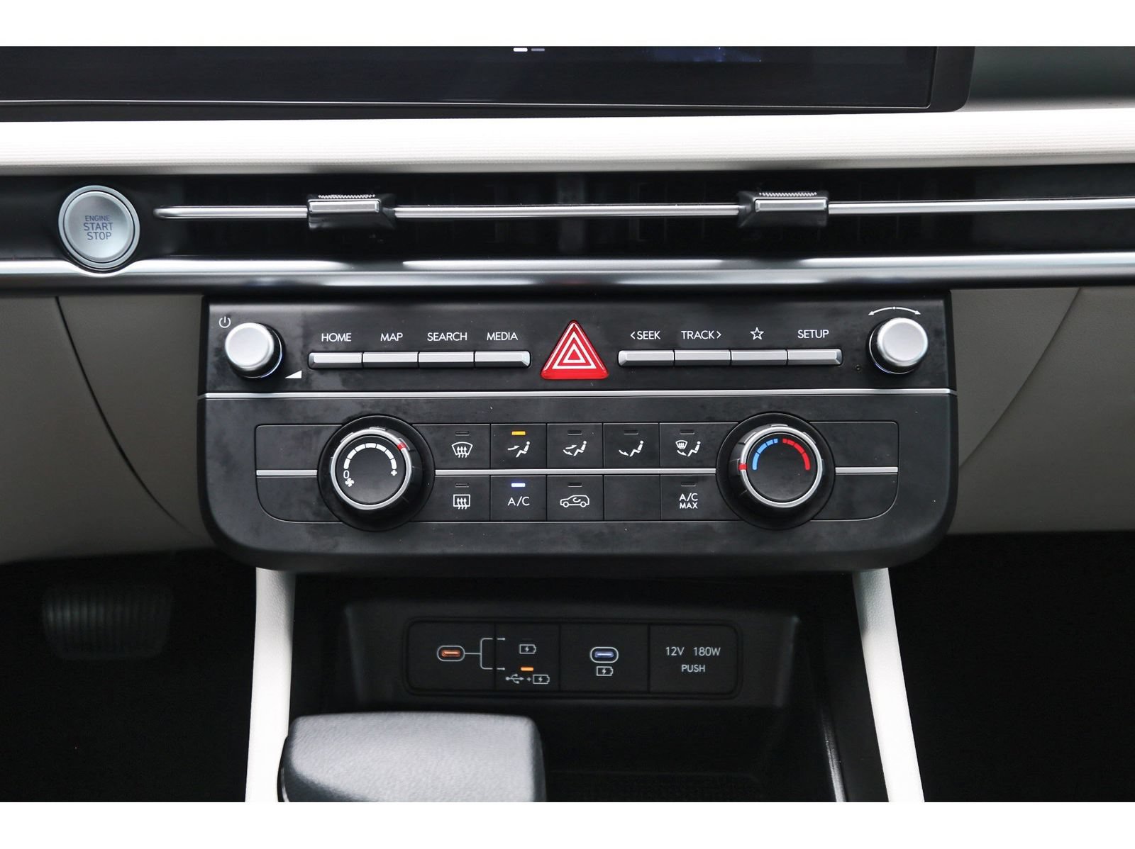 Certified 2026 Hyundai Tucson SE FWD image 26