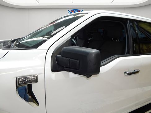 Used 2024 Ford F150 XLT w/ Tow/Haul Package image 9