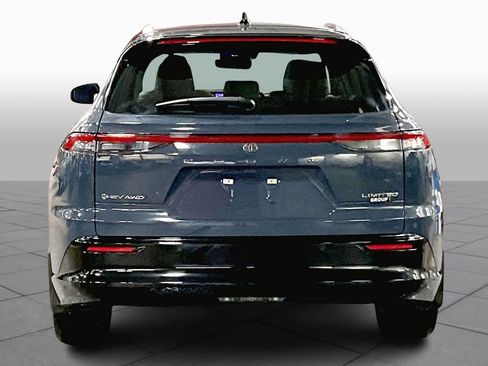 Certified 2025 Toyota Crown Signia image 4