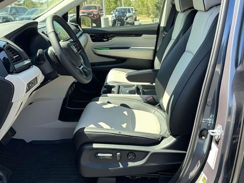 New 2026 Honda Odyssey Elite image 4