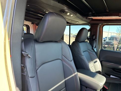 New 2026 Jeep Wrangler Unlimited Rubicon 392 image 15