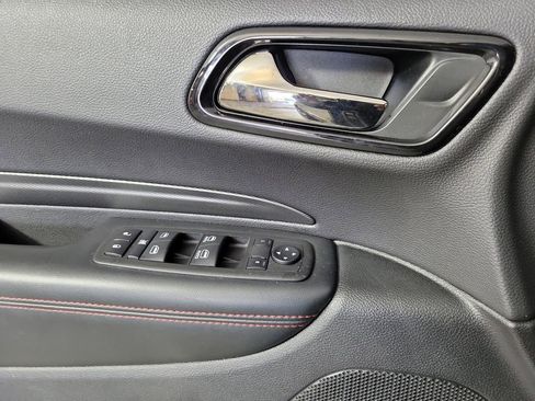 Used 2024 Dodge Durango GT AWD/4WD image 17