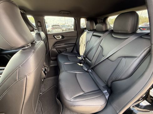 New 2026 Jeep Compass Latitude image 16