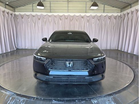 Used 2024 Honda Accord Sport image 3