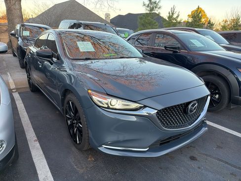 Used 2021 MAZDA MAZDA6 Carbon Edition image 3