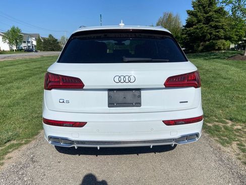 Used 2020 Audi Q5 e Premium Plus w/ Premium Plus Package AWD/4WD image 4