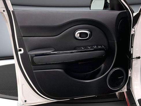 Used 2019 Kia Soul ! w/ Technology Package image 19