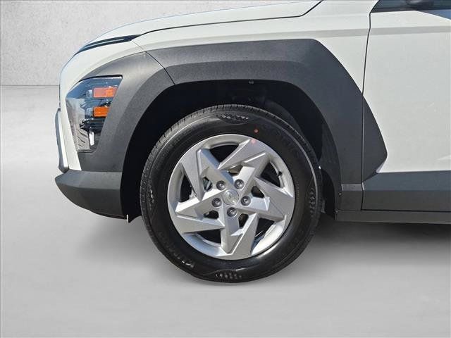 New 2027 Hyundai Kona SE FWD image 10