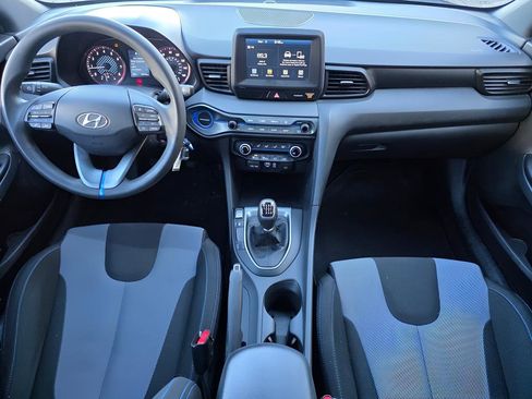 Used 2019 Hyundai Veloster 2.0 image 21