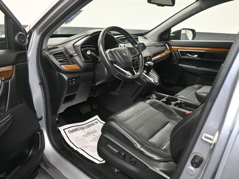 Used 2019 Honda CR-V Touring image 17
