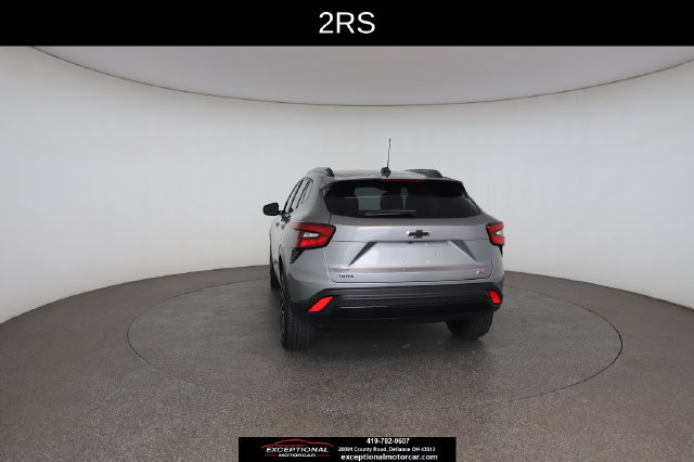 Used 2024 Chevrolet Trax RS w/ Driver Confidence Package FWD image 14