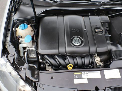 Used 2014 Volkswagen Golf 2.5L image 35