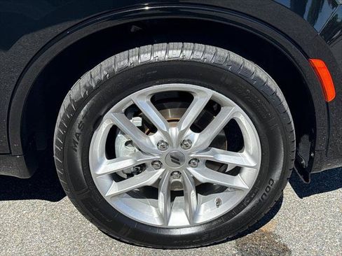 Used 2024 Dodge Durango GT AWD/4WD image 12