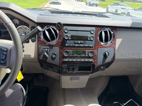 Used 2008 Ford F250 Lariat AWD/4WD image 12