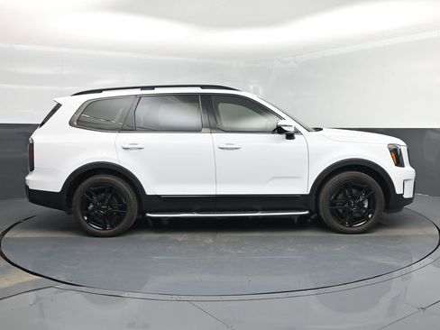 Used 2024 Kia Telluride SX Prestige X-Line AWD/4WD image 2