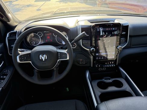 Used 2025 RAM 2500 Lone Star image 13