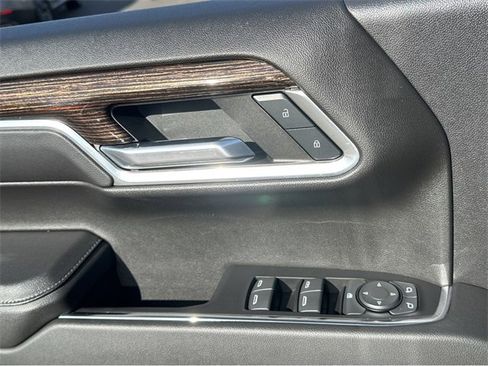 Certified 2022 GMC Sierra 1500 Elevation image 34