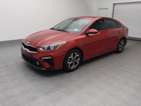 Used 2019 Kia Forte LXS FWD image 2