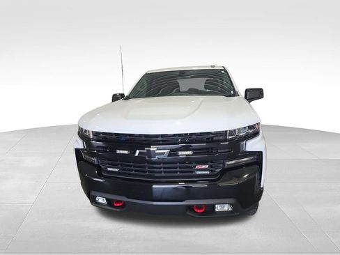 Used 2021 Chevrolet Silverado 1500 LT Trail Boss w/ LPO, Dark Essentials Package AWD/4WD image 8
