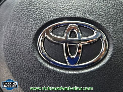 Used 2023 Toyota RAV4 XLE w/ Convenience Package image 32