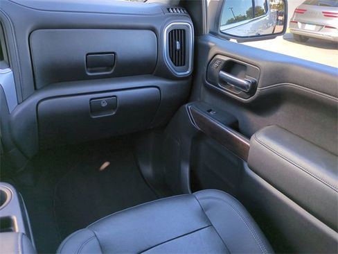 Used 2022 GMC Sierra 1500 SLT w/ Driver Alert Package II image 15