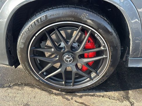 New 2026 Mercedes-Benz GLE 63 AMG S image 9