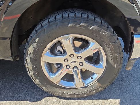 Used 2023 Ford F150 Lariat w/ Trailer Tow Package image 7