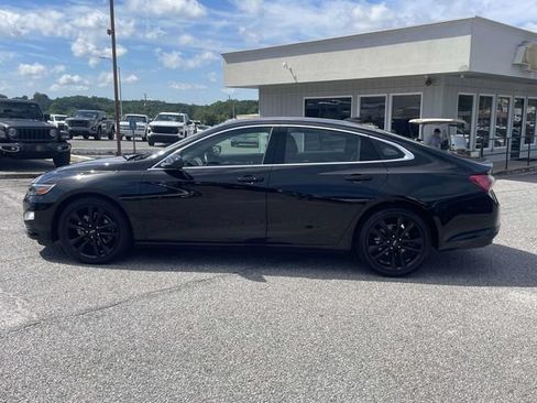 Used 2022 Chevrolet Malibu LT w/ Midnight Edition FWD image 7