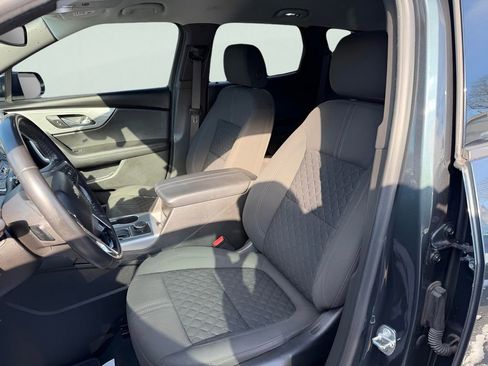 Used 2019 Chevrolet Blazer LT image 16