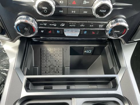 Used 2026 Ford F350 Lariat w/ FX4 Off-Road Package image 27