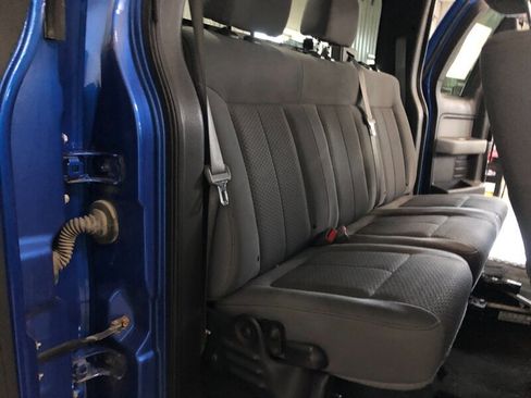 Used 2011 Ford F150 XLT w/ XLT Chrome Pkg image 16