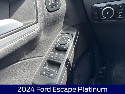 Used 2024 Ford Escape Platinum AWD/4WD image 26