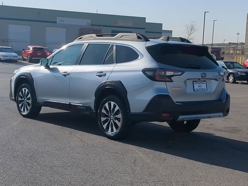 Used 2025 Subaru Outback Limited image 9