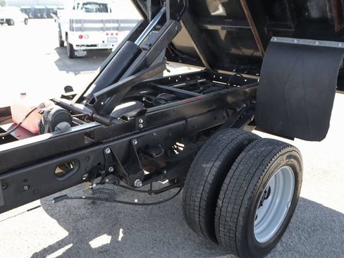 Used 2020 Ford F550 4x4 Regular Cab Super Duty image 11