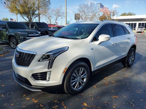 Used 2022 Cadillac XT5 Premium Luxury image 2