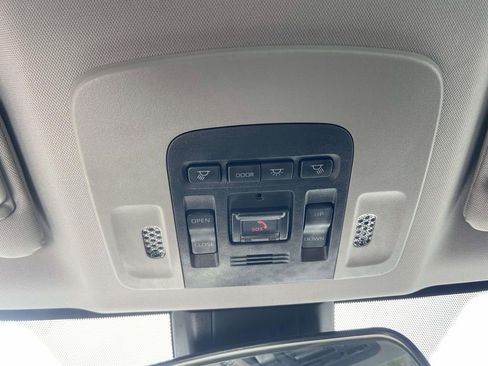 Used 2024 Toyota Camry SE FWD image 22
