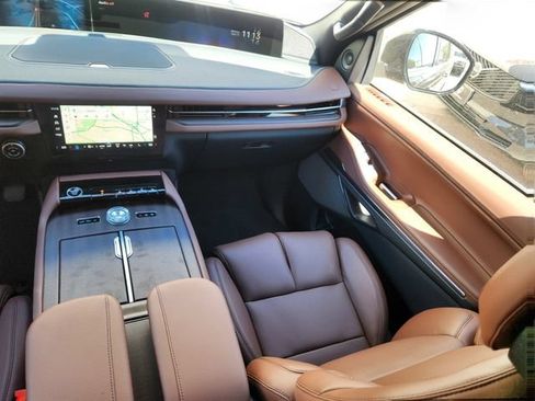 New 2026 Lincoln Navigator L Reserve AWD/4WD image 12