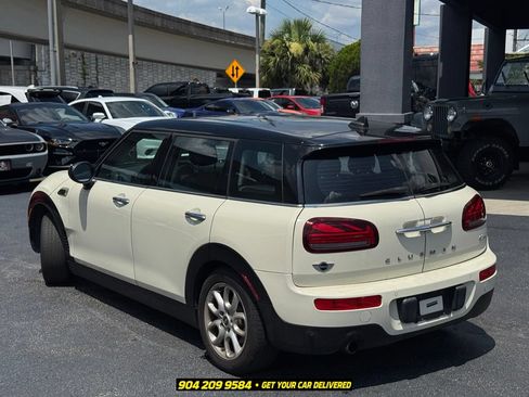 Used 2016 MINI Cooper Clubman FWD image 4