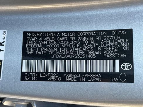 Used 2025 Toyota Prius LE image 33