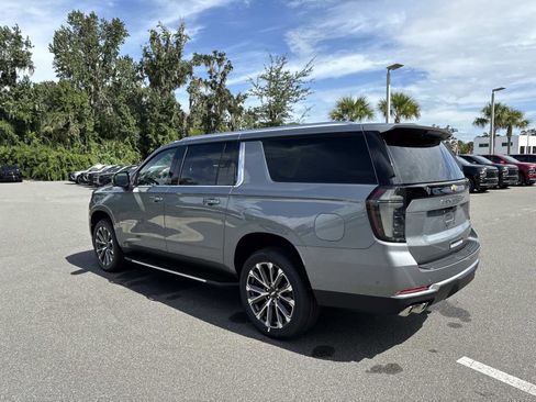 New 2026 Chevrolet Suburban High Country w/ Sun And Tow Package AWD/4WD image 5
