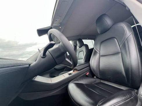 Used 2020 Tesla Model Y Long Range AWD/4WD image 16