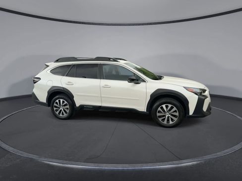 Certified 2024 Subaru Outback Premium AWD/4WD image 9