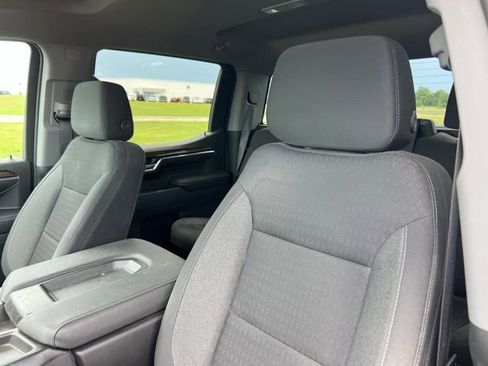 Used 2023 Chevrolet Silverado 1500 LT RWD image 6