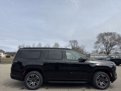 New 2026 Jeep Grand Wagoneer 4WD image 2